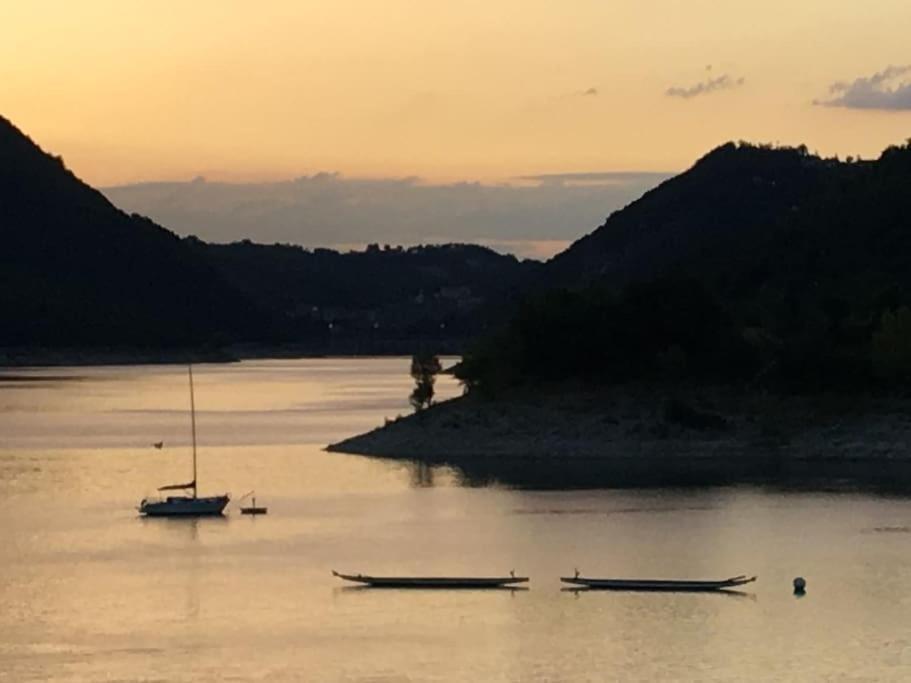 Colle di ToraCasa Sul Lago Nonna Gio'公寓 外观 照片