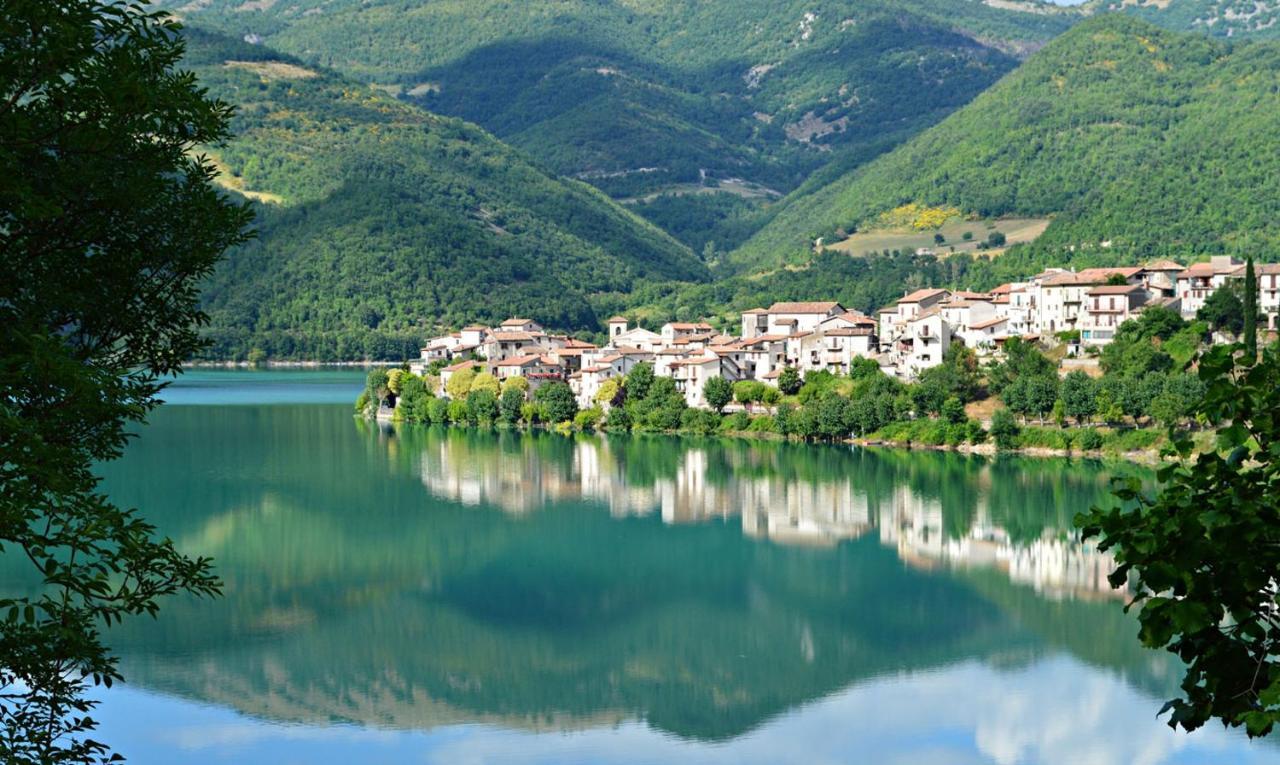 Colle di ToraCasa Sul Lago Nonna Gio'公寓 外观 照片